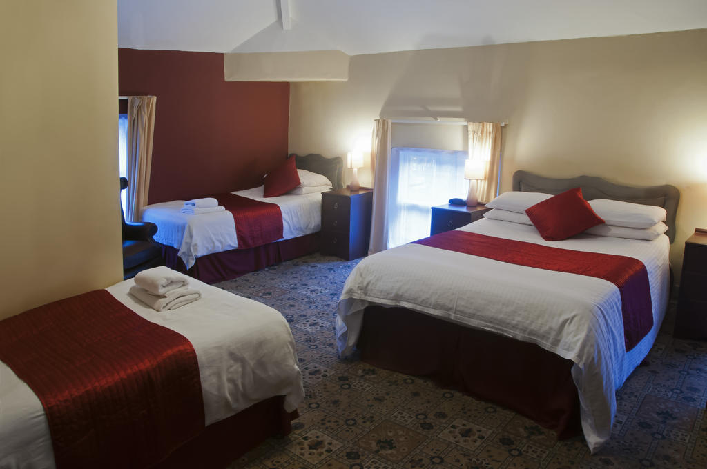 The Tontine Hotel Ironbridge Room photo