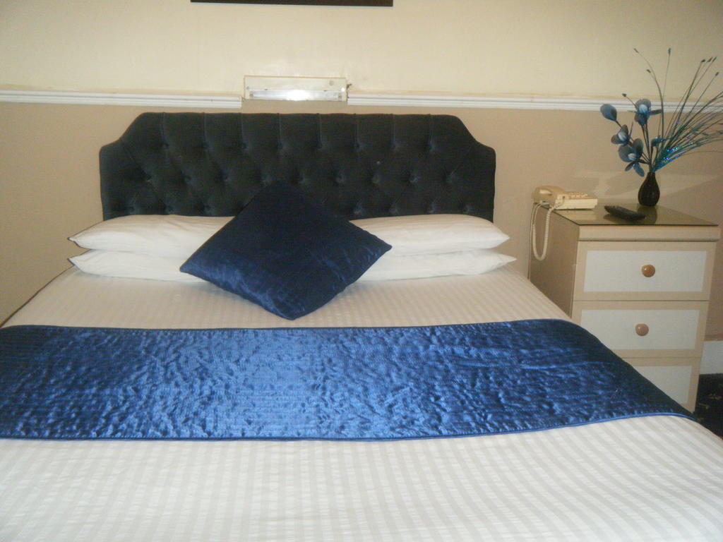 The Tontine Hotel Ironbridge Room photo