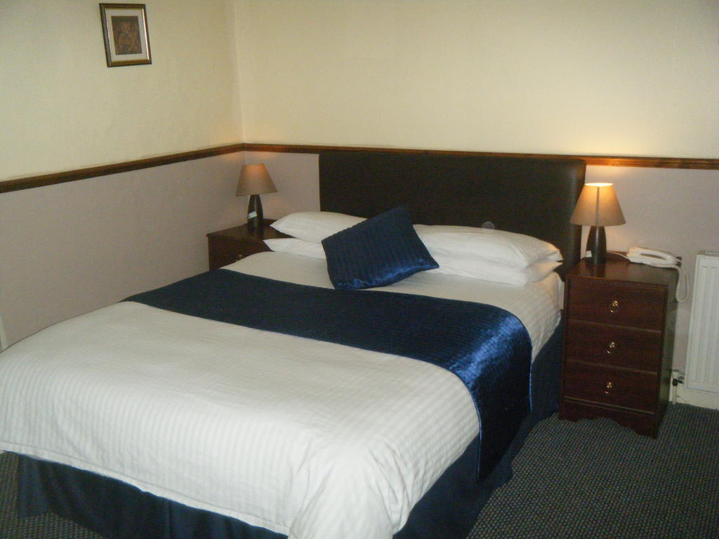 The Tontine Hotel Ironbridge Room photo